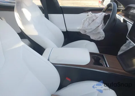 2025 Tesla Model S Rear-Wheel Drive z USA, uszkodzony, nr VIN 5YJSA1E52SF549414